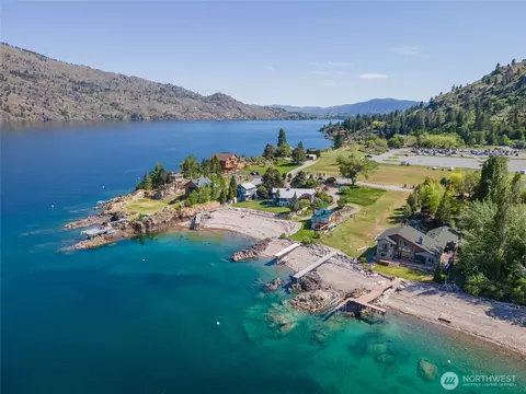 17124 S Lakeshore Rd, Chelan, WA 98816