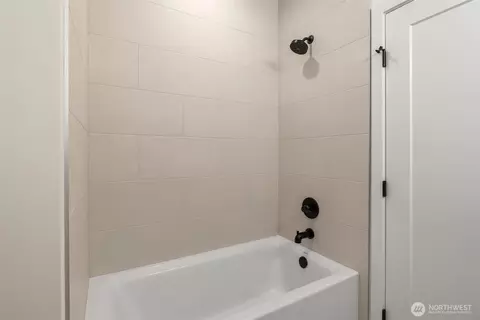 1022 E John St, Seattle, WA 98102 photo 10