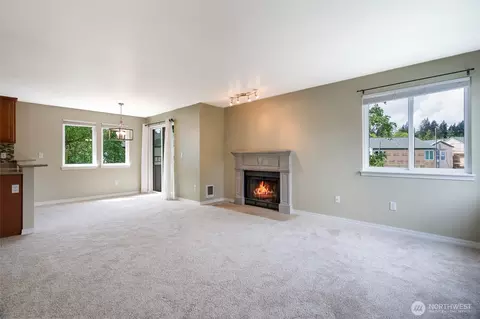 Living - 20320 Bothell-everett Hwy #D301, Bothell, WA 98012 photo 6 of 9