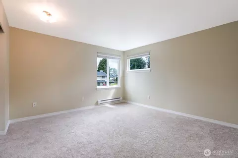 Bedroom - 20320 Bothell-everett Hwy #D301, Bothell, WA 98012 photo 2 of 5