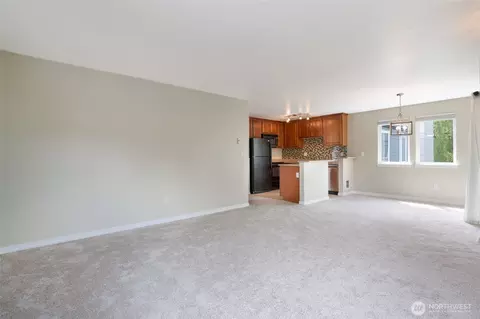 Living - 20320 Bothell-everett Hwy #D301, Bothell, WA 98012 photo 8 of 9
