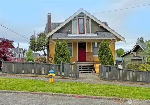 1248 7th St, Bremerton, WA 98337