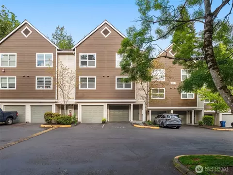 3116 164th St SW #1804, Lynnwood, WA 98087