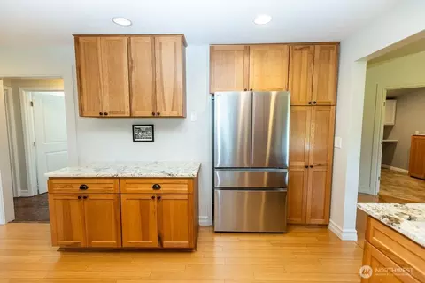 Kitchen - 189 Hill Rd, Walla Walla, WA 99362 photo 3 of 5