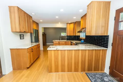 Kitchen - 189 Hill Rd, Walla Walla, WA 99362 photo 1 of 5