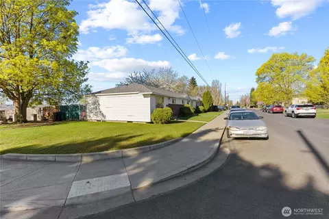 620 Euclid Ave, Spokane, WA 99207 photo 4