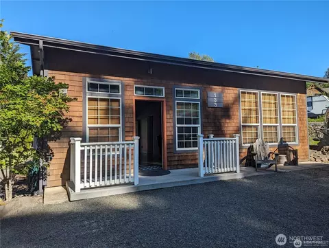 133 Streamside Dr, Mossyrock, WA 98564