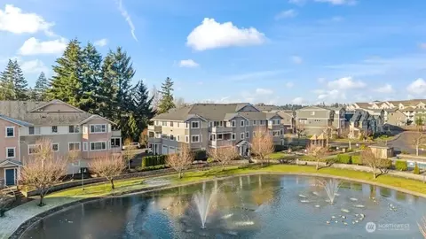 13426 97th Ave E #204, Puyallup, WA 98373