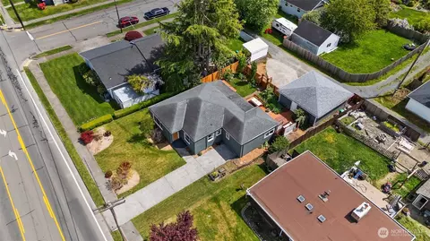 View/Area - 2320 Griffin Ave, Enumclaw, WA 98022 photo 3 of 4