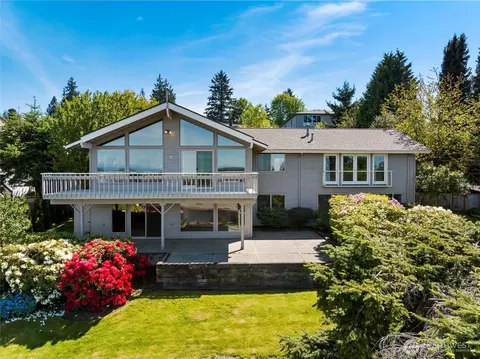 16414 SE 44th Pl, Bellevue, WA 98006
