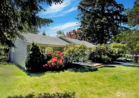 Exterior - 10131 NE 192nd St, Bothell, WA 98011 photo 2 of 5