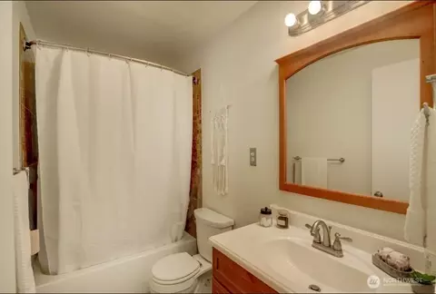 Bath - 10131 NE 192nd St, Bothell, WA 98011 photo 2 of 2