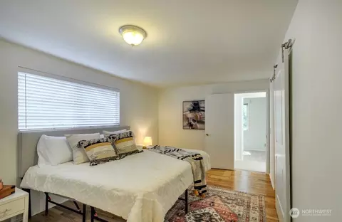 Bedroom - 10131 NE 192nd St, Bothell, WA 98011 photo 3 of 10