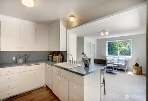 Kitchen - 10131 NE 192nd St, Bothell, WA 98011 photo 4 of 4