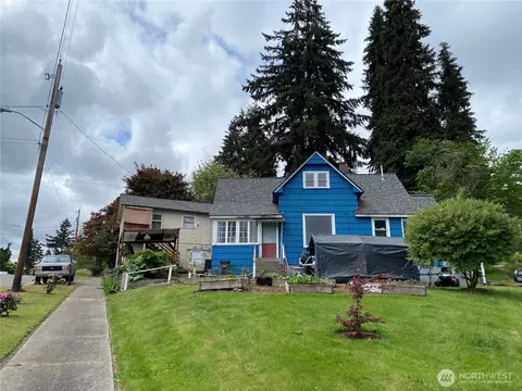 701 S Summit Ave, Bremerton, WA 98312