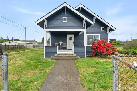 506 G St, Cosmopolis, WA 98537