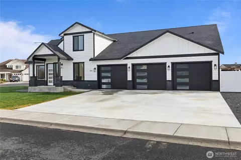 601 N Bluff West Dr, Moses Lake, WA 98837