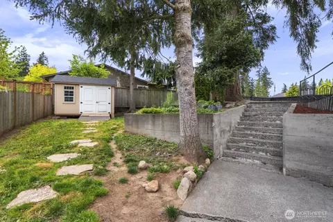 Exterior - 1002 109th SE, Everett, WA 98208 photo 7 of 9
