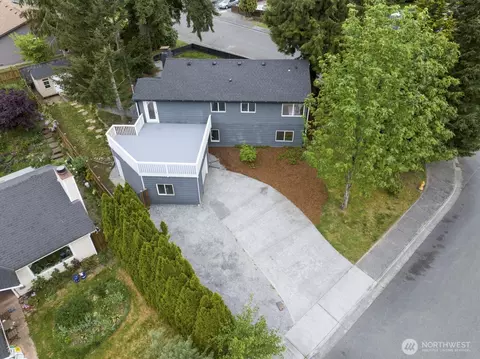 View/Area - 1002 109th SE, Everett, WA 98208 photo 1 of 4