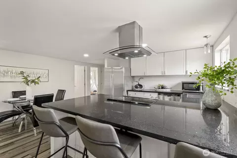 Kitchen - 1002 109th SE, Everett, WA 98208 photo 2 of 4