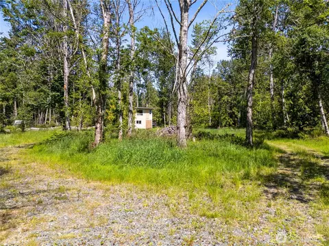 7297 Glencoe Ln, Anacortes, WA 98221