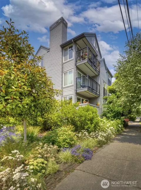 5901 Phinney Ave N #103, Seattle, WA 98103