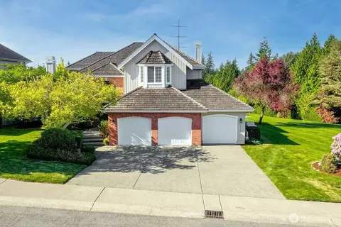 16122 SE 266th St, Covington, WA 98042