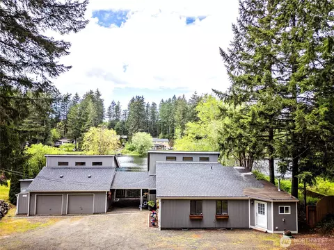 9976 Fairview Lake Rd SW, Port Orchard, WA 98367