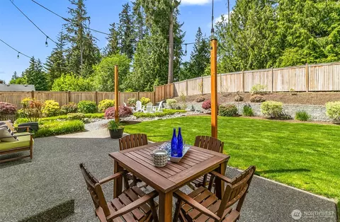 Exterior - 21716 31st Dr SE, Bothell, WA 98021 photo 7 of 9