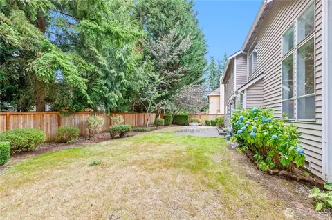 Exterior - 16305 30th Dr SE, Mill Creek, WA 98012 photo 7 of 8