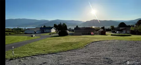 9 D Rose St, Oroville, WA 98844
