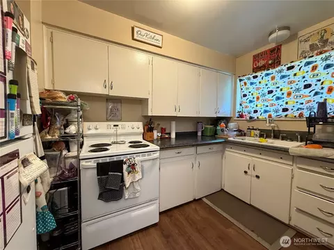 1015 18th Ave, Longview, WA 98632 photo 8