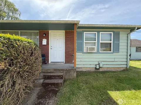 1015 18th Ave, Longview, WA 98632 photo 4