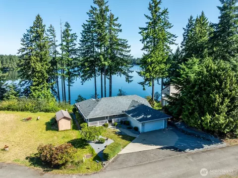 21925 Promontory Ct SE, Yelm, WA 98597