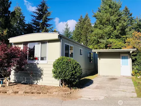 6402 154th St NW #6, Gig Harbor, WA 98332