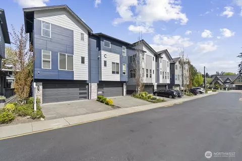 15624 Meadow Rd #C1, Lynnwood, WA 98087