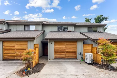 9092 Washington Ave NW #6, Silverdale, WA 98383