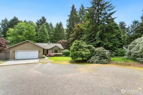 2327 Log Cabin Rd SE, Olympia, WA 98501