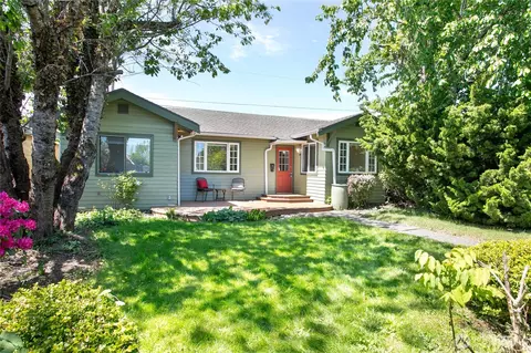 2721 Iron St, Bellingham, WA 98225