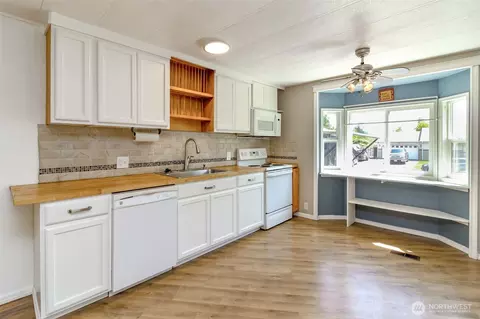 22115 131st St E, Sumner, WA 98391 photo 5