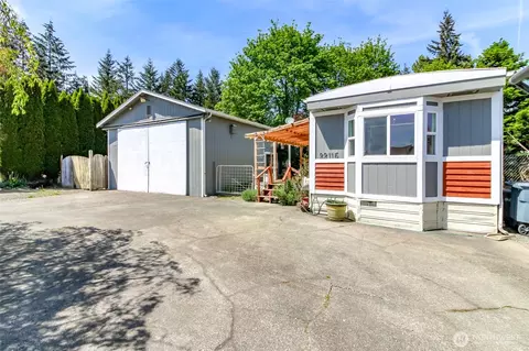 22115 131st St E, Sumner, WA 98391