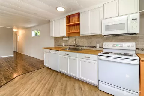 22115 131st St E, Sumner, WA 98391 photo 11