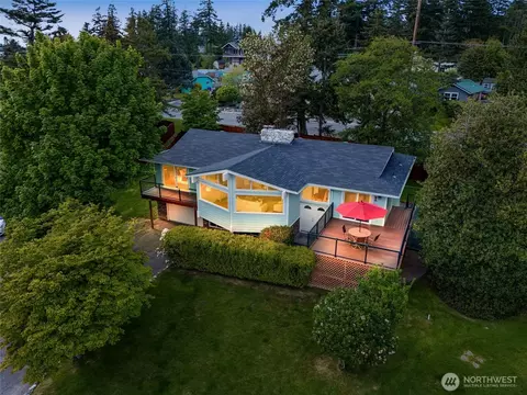 5714 Sugarloaf St, Anacortes, WA 98221