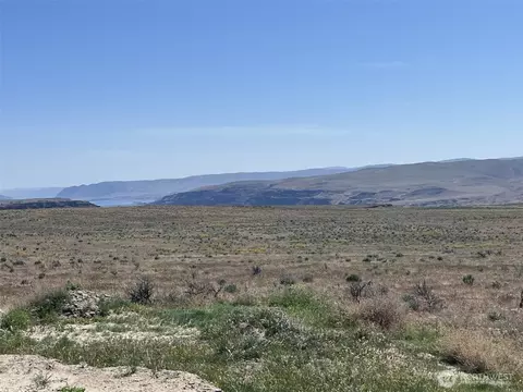 23289 SW Sage Loop, Quincy, WA 98848