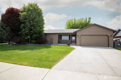 1547 Virginia Way, Wenatchee, WA 98801