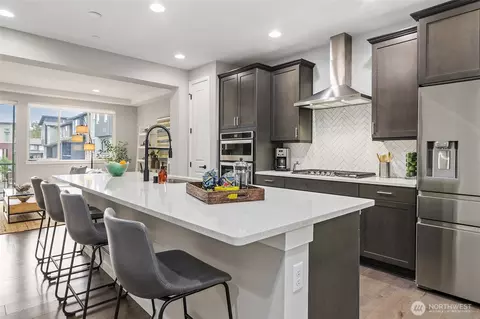 Kitchen - 23630 6th Ave SE UNIT B, Bothell, WA 98021 photo 1 of 5