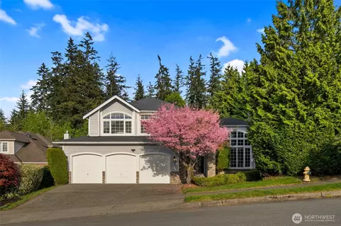 5582 166th Pl SE, Bellevue, WA 98006