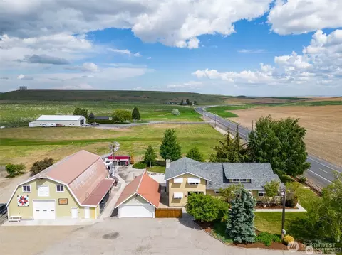 803 E Poplar Ave, Waterville, WA 98858