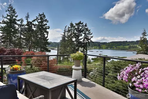 5908 Ward Ln, Langley, WA 98260