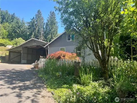 1224 Coal Creek Rd, Longview, WA 98632